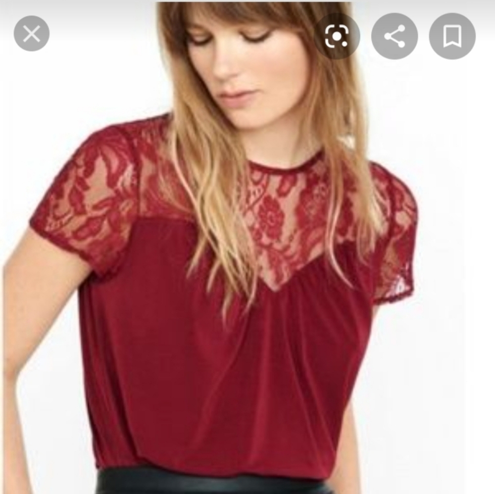 Express Lace Tee